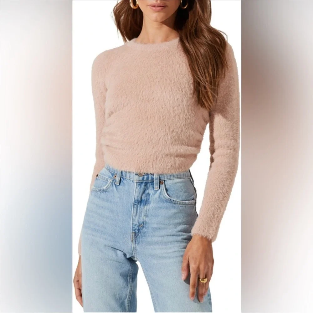ASTR THE LABEL Back Cutout Sweater - Blush NWT, S